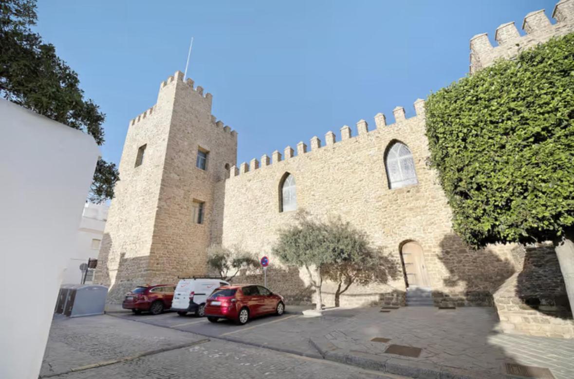 روتا Apartamento Castillo De Luna المظهر الخارجي الصورة